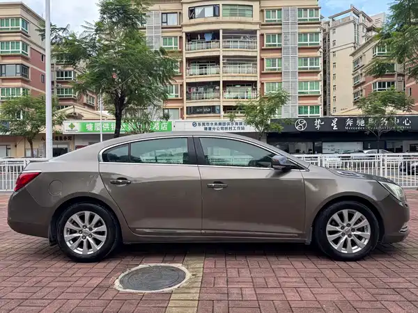 Buick LaCrosse 2013