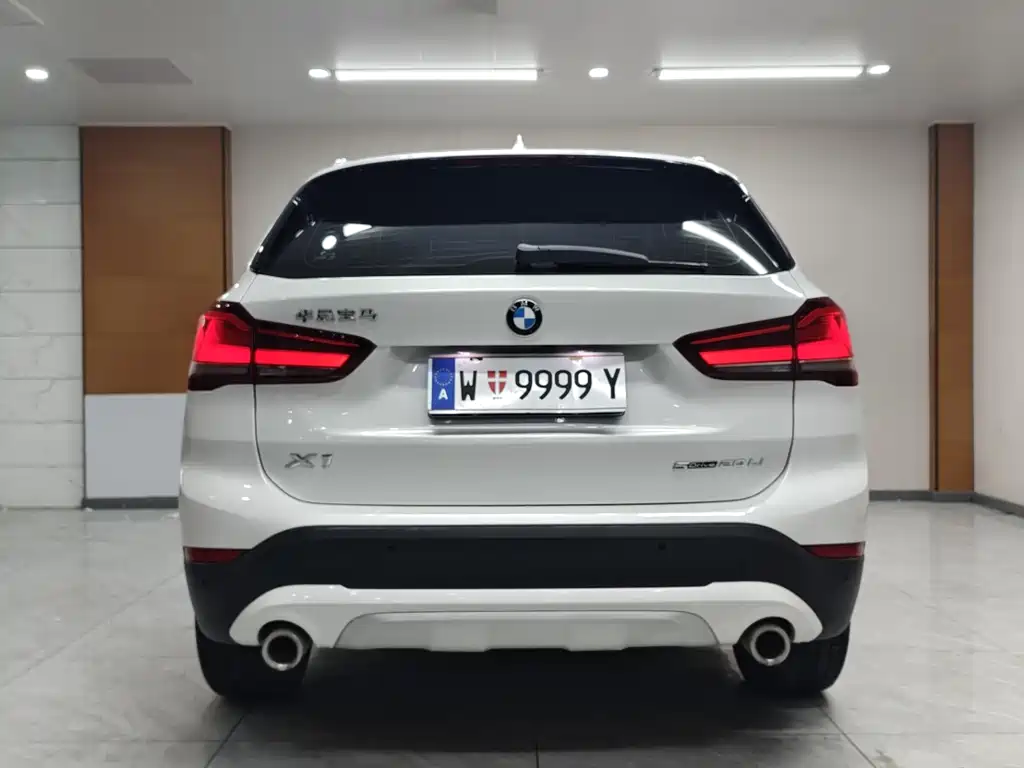 BMW X1 2022 — фото 5