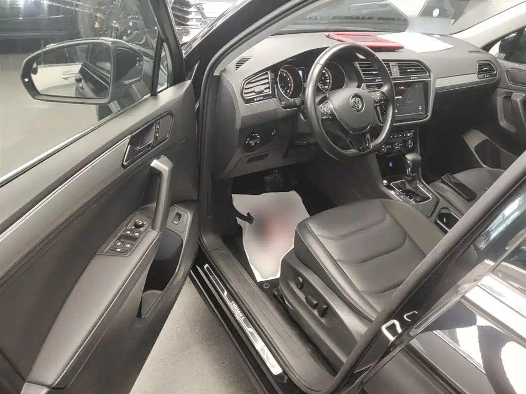Volkswagen Tiguan L 2019 — фото 16