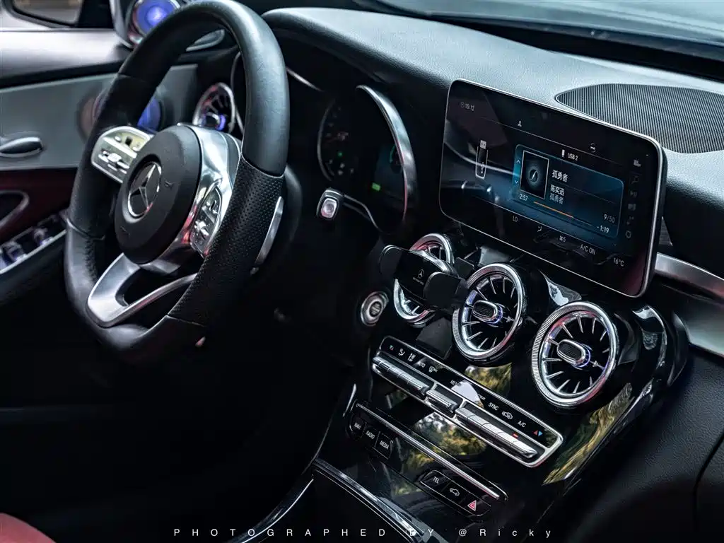 Mercedes-Benz C-Class 2019 — фото 6