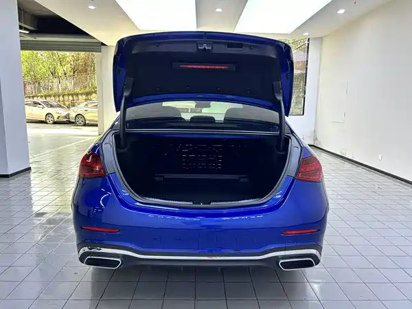 Mercedes-Benz C-Class 2022