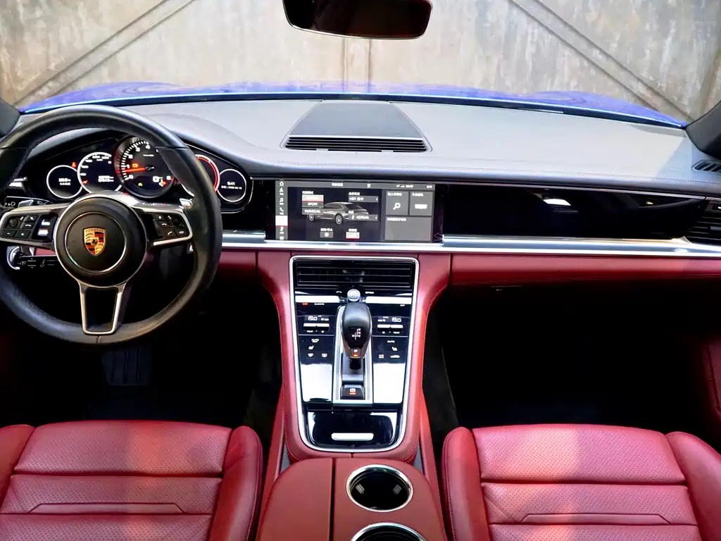 Porsche Panamera 2019 — фото 12
