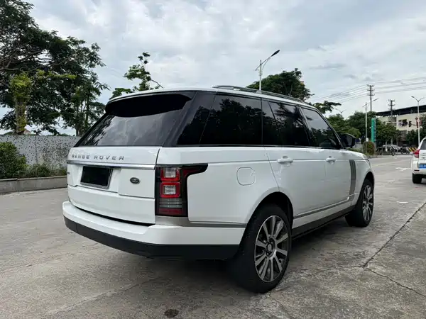 Land Rover Range Rover 2014