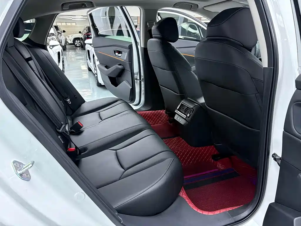 Honda Accord 2023 — фото 14