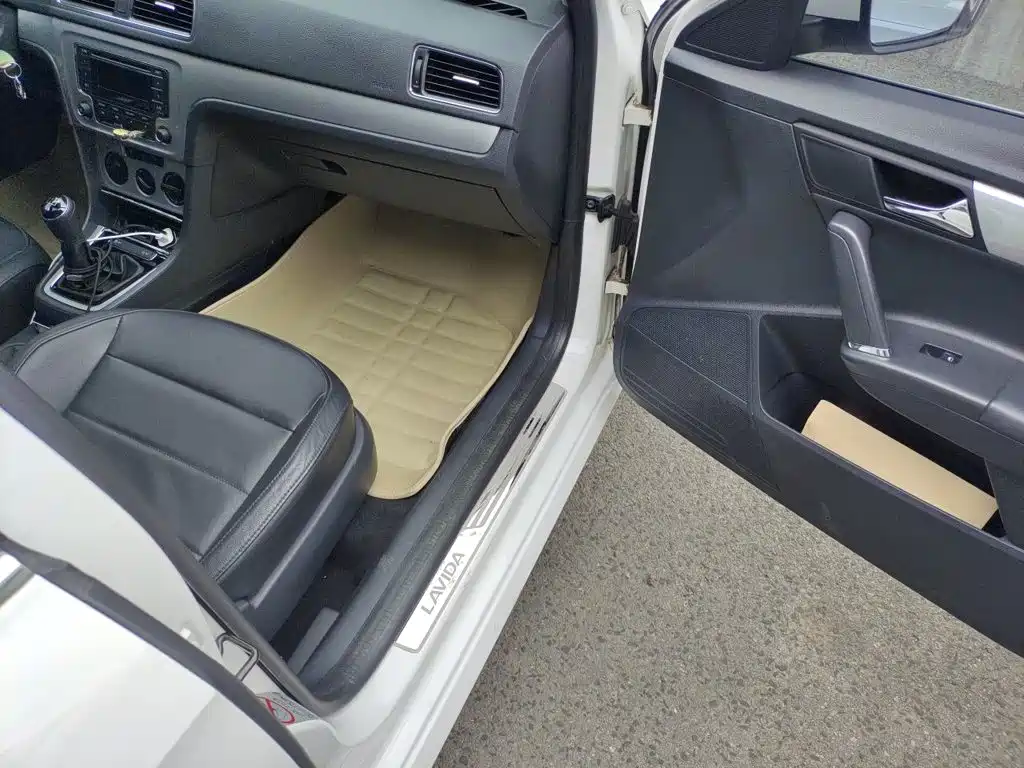 Volkswagen Gran Lavida 2015 — фото 22