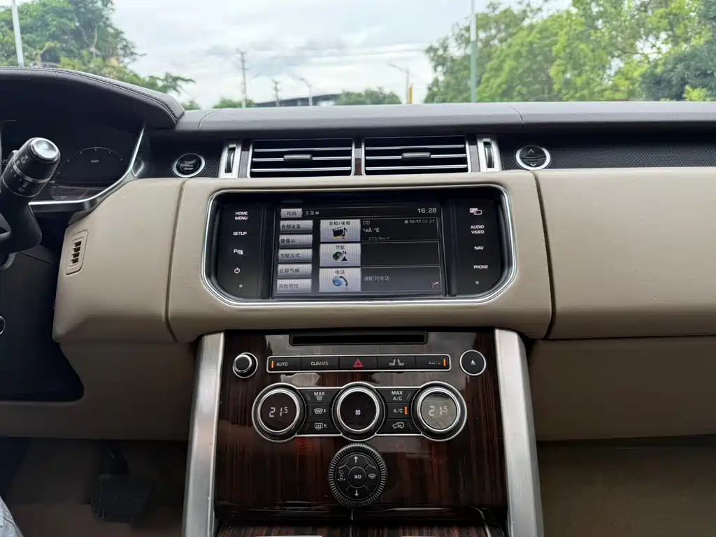 Land Rover Range Rover 2014 — фото 14