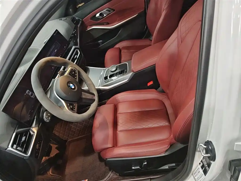 BMW 3 Series 2024 — фото 15