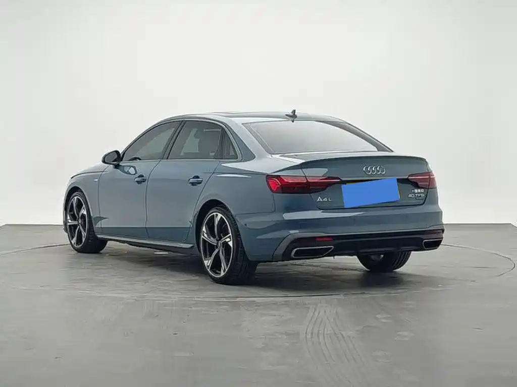 Audi A4L 2022