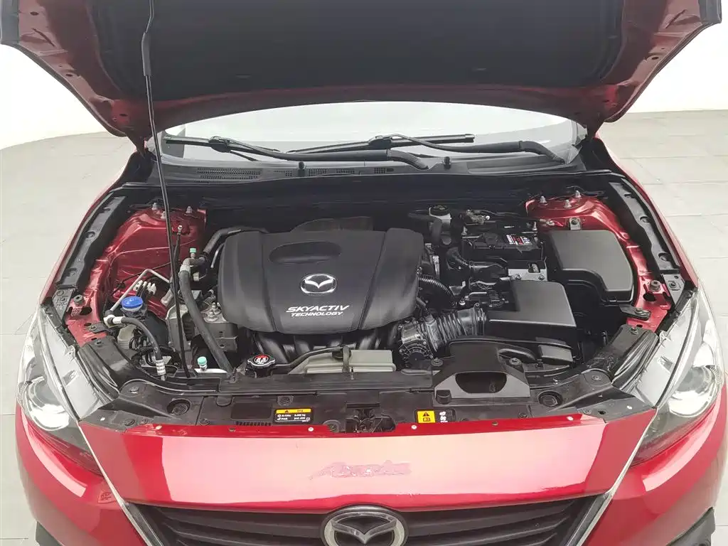 Mazda 3 Axela 2016