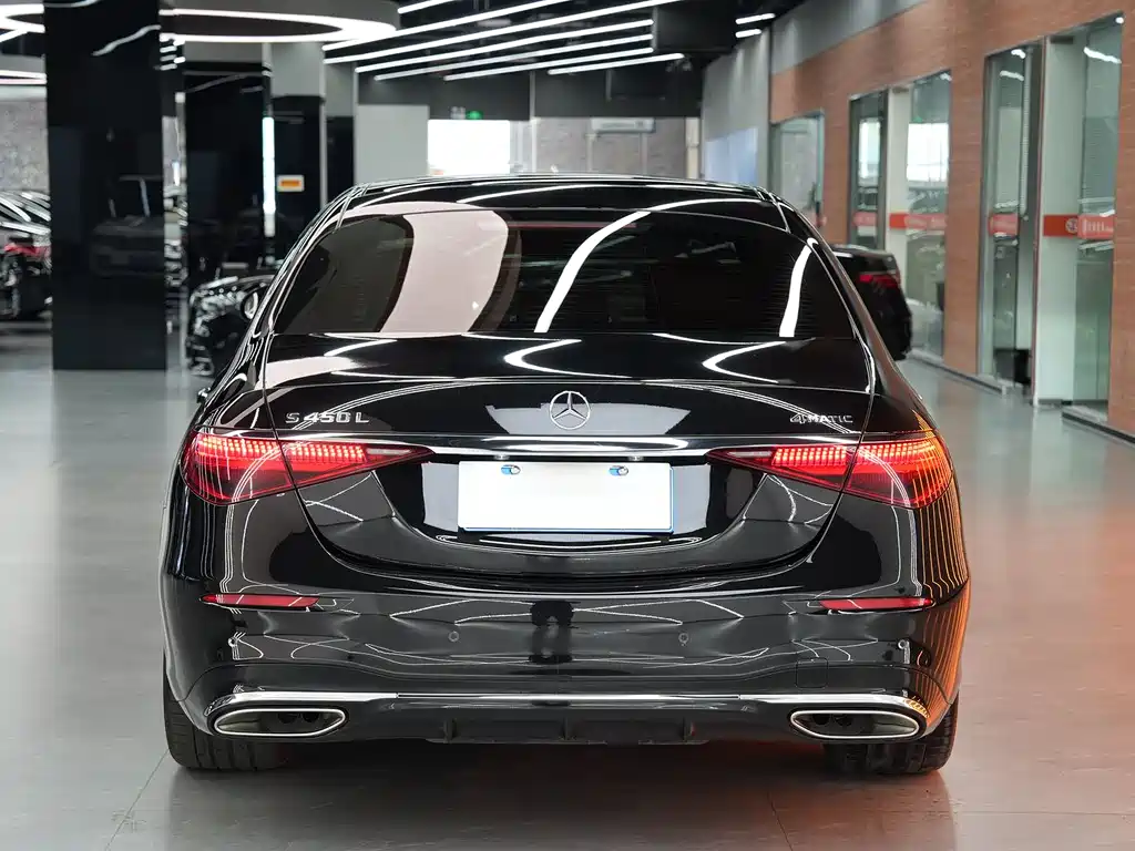Mercedes-Benz S-Class 2023