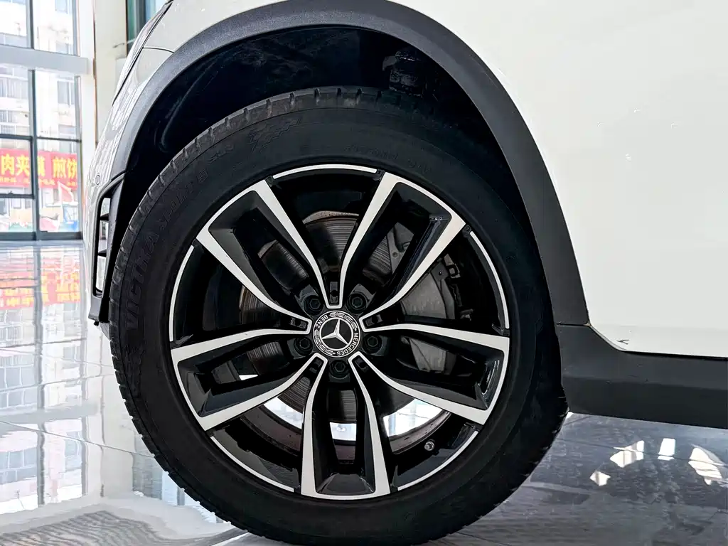 Mercedes-Benz GLC 2021