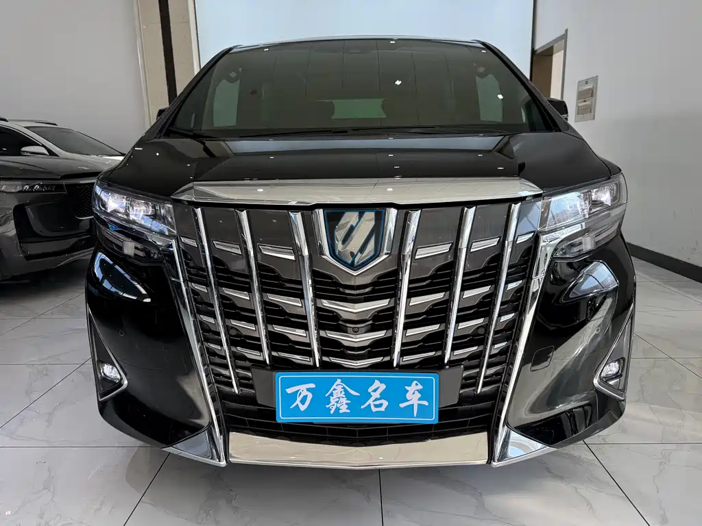 Toyota Alphard 2022 — фото 2