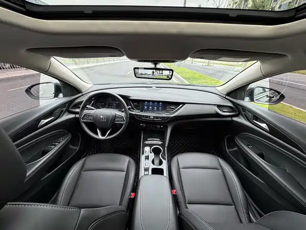 Buick Regal 2024