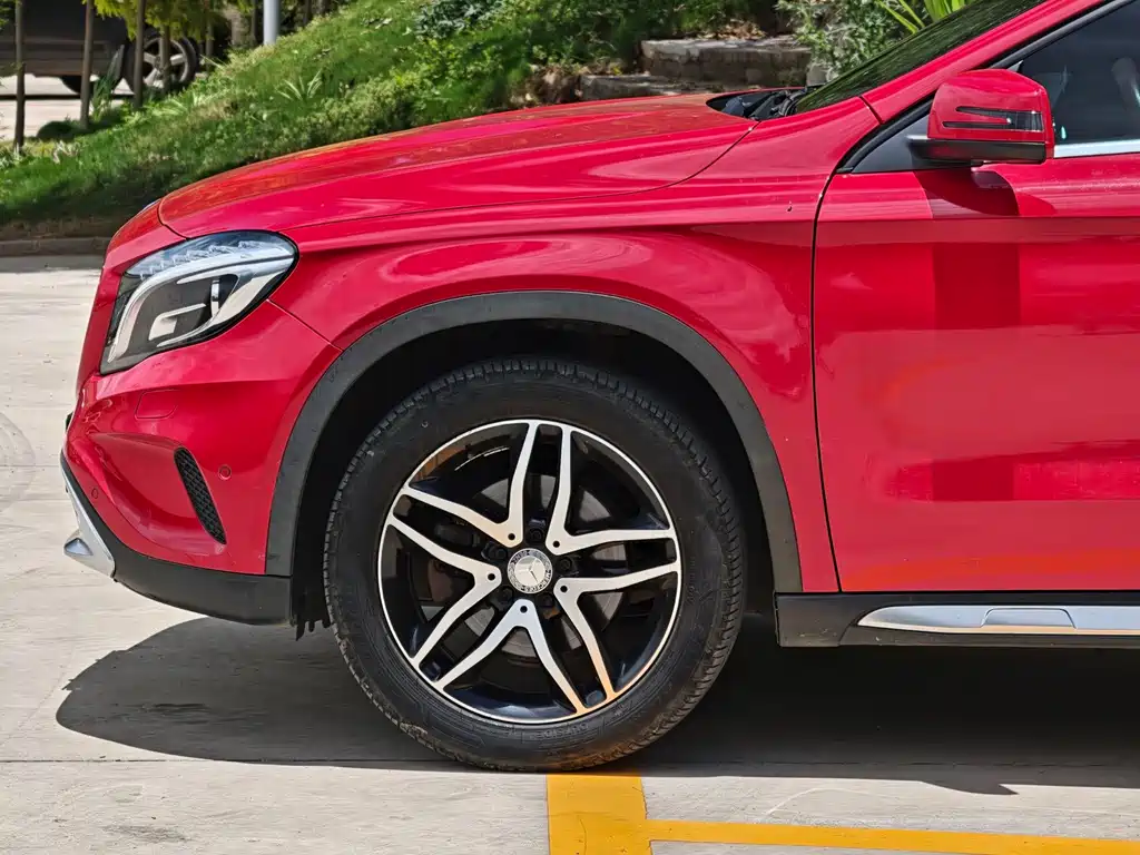 Mercedes-Benz GLA 2015 — фото 10
