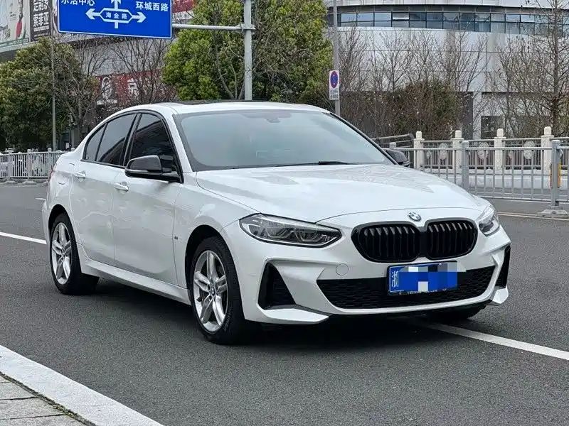 BMW 1 Series 2022