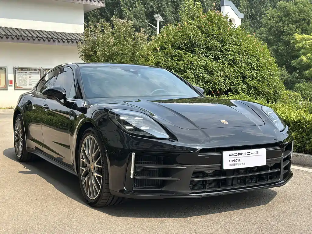 Porsche Panamera 2024