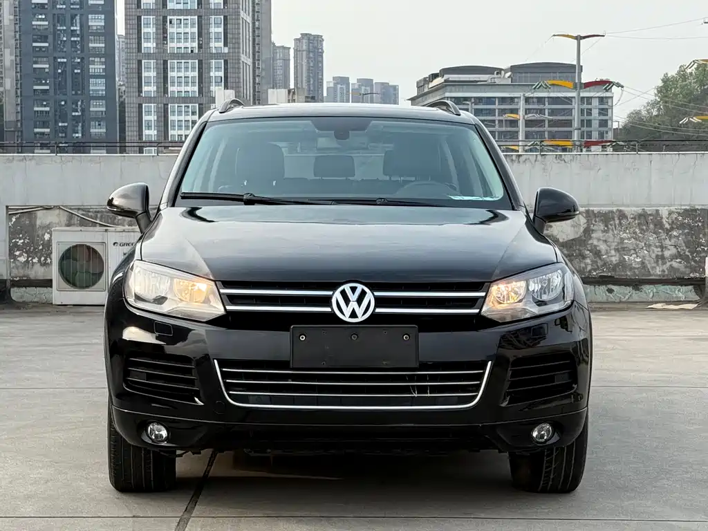Volkswagen Touareg 2015 — фото 2