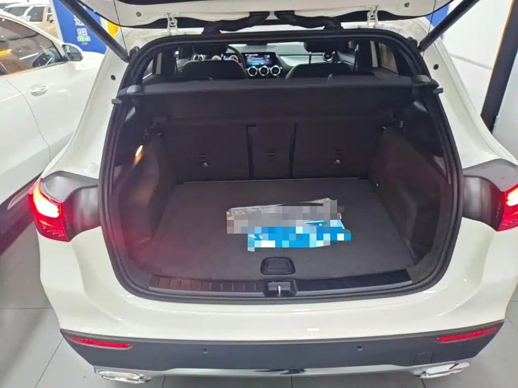Mercedes-Benz GLA 2025 — фото 19