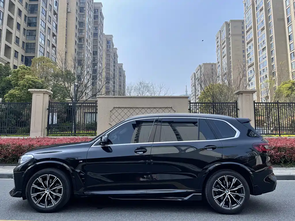 BMW X5 2023 — фото 3