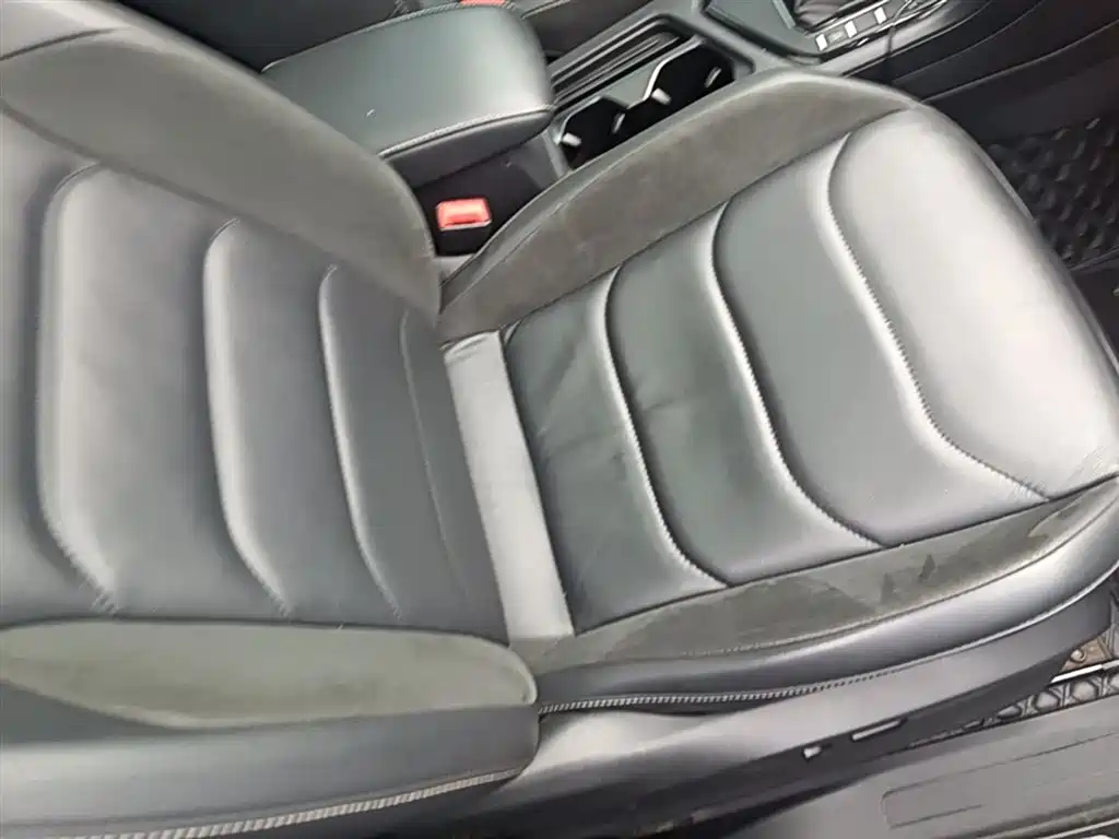 Volkswagen Tiguan L 2018 — фото 25