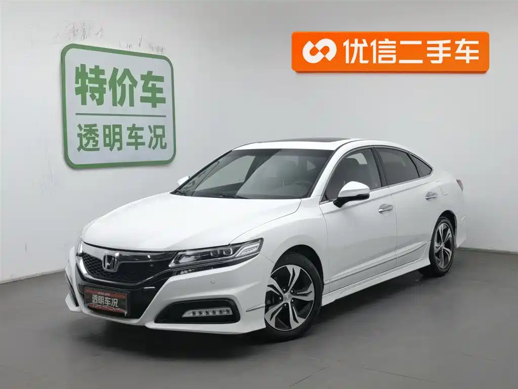 Honda Spirior 2015 — фото 1
