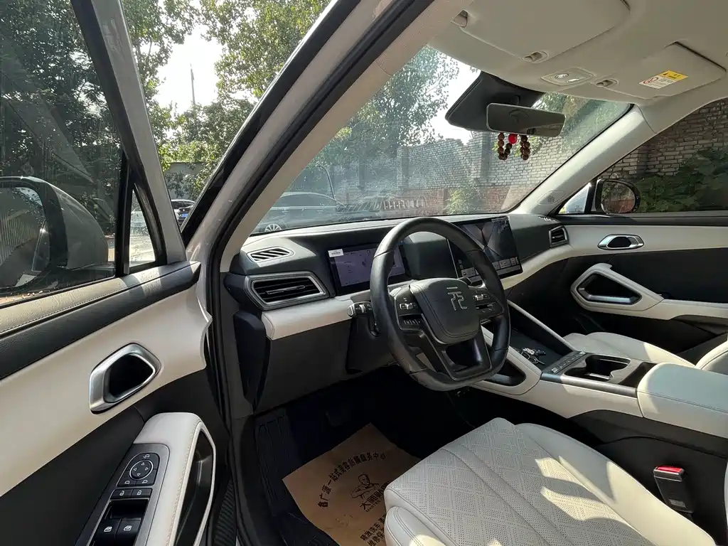 BYD Yuan UP 2025