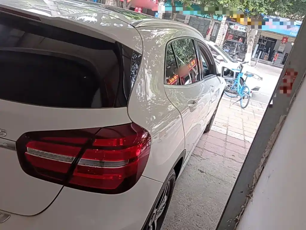 Mercedes-Benz GLA 2017