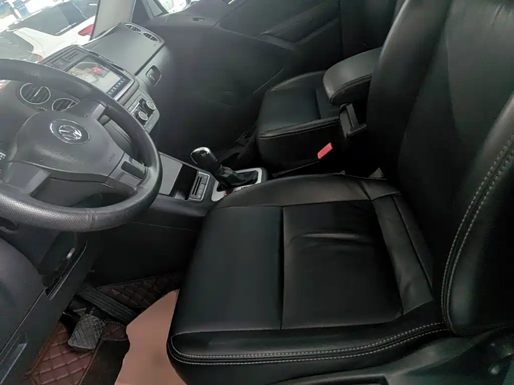 Volkswagen Tiguan 2019 — фото 15