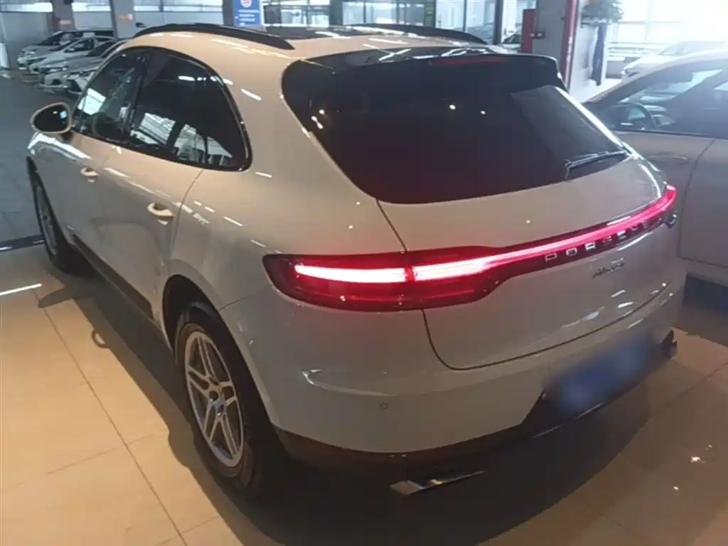 Porsche Macan 2021 — фото 5
