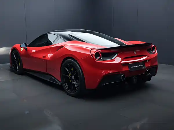 Ferrari 488 2015