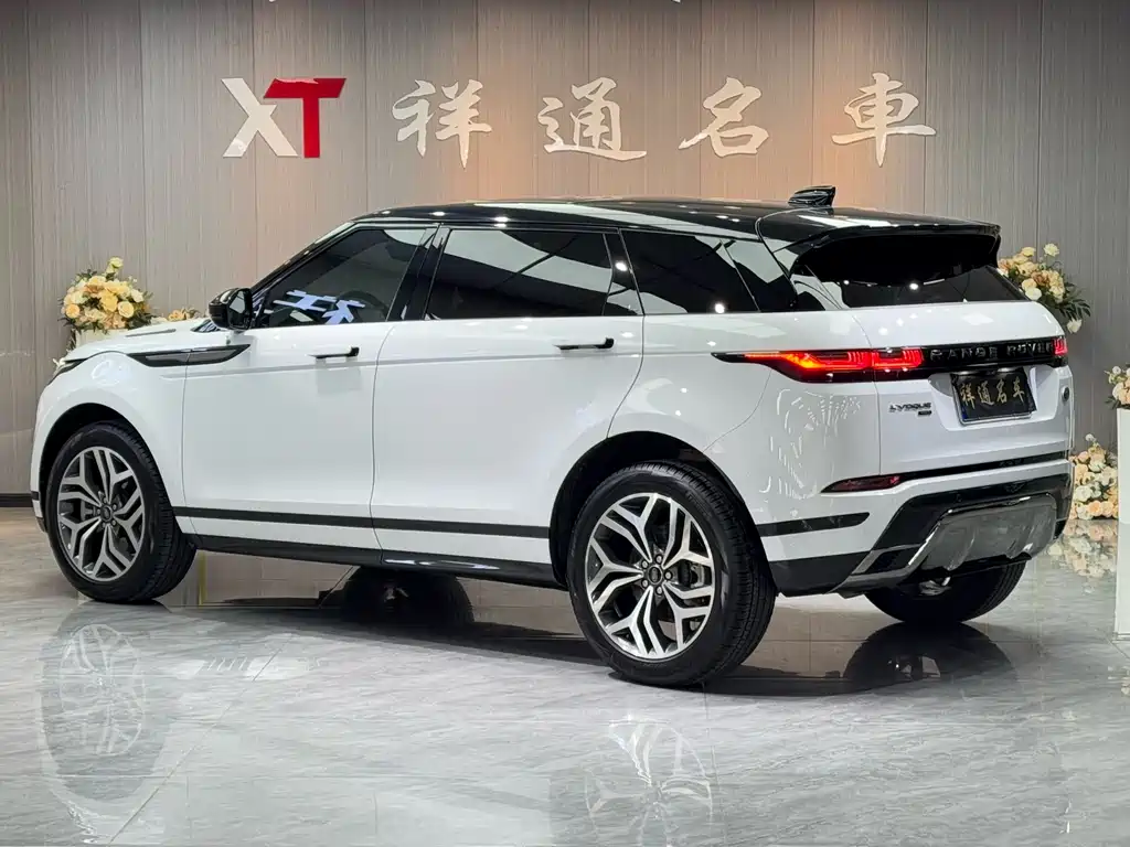 Land Rover Evoque 2023 — фото 9