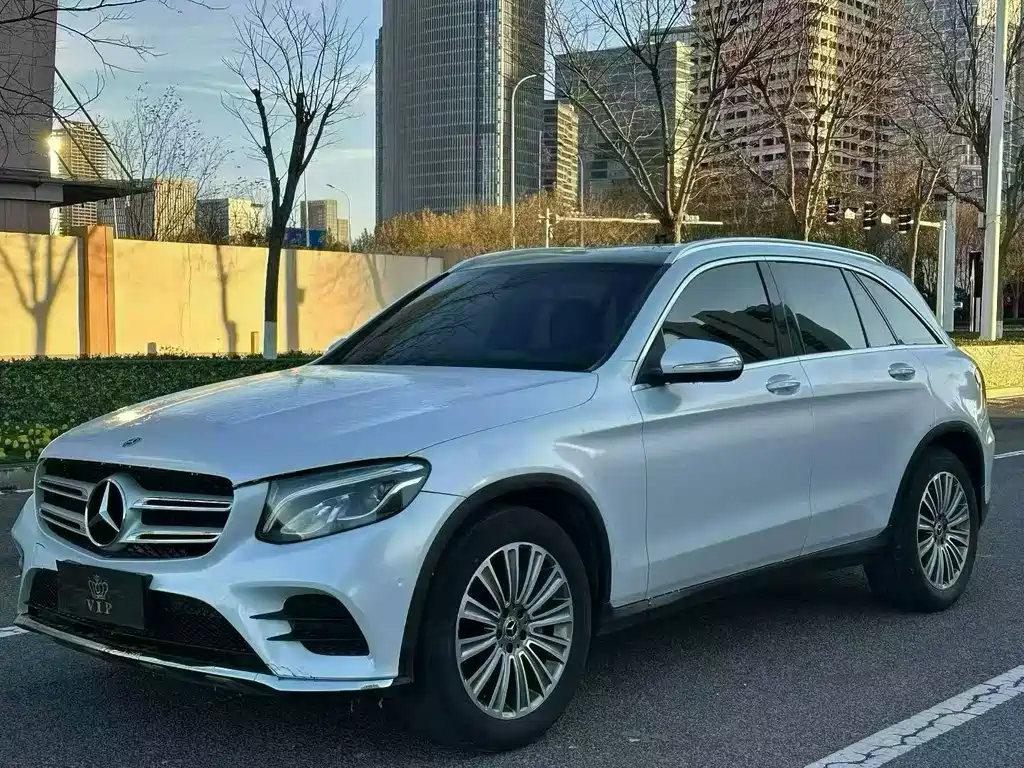 Mercedes-Benz GLC 2017 — фото 1