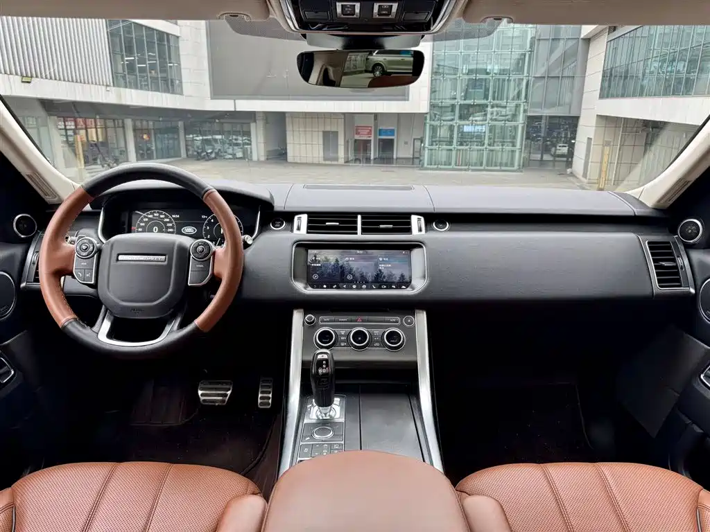 Land Rover Sport 2018 — фото 11
