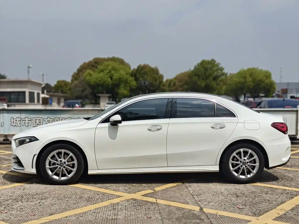 Mercedes-Benz A-Class 2021