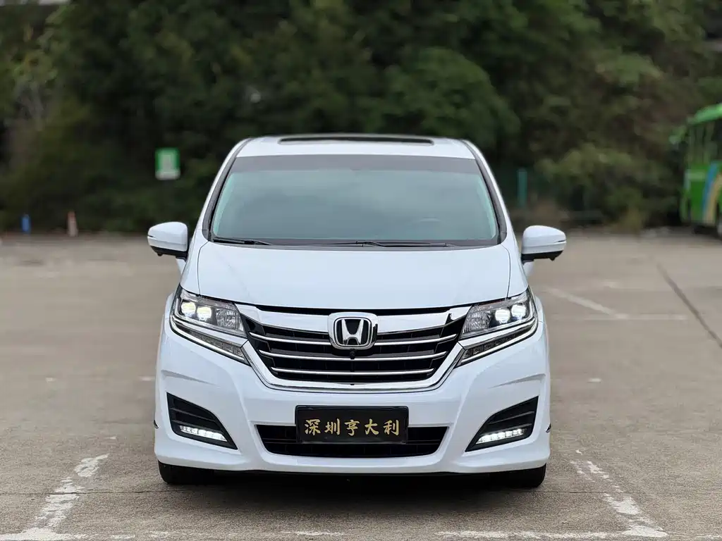 Honda Elysion 2019 — фото 3