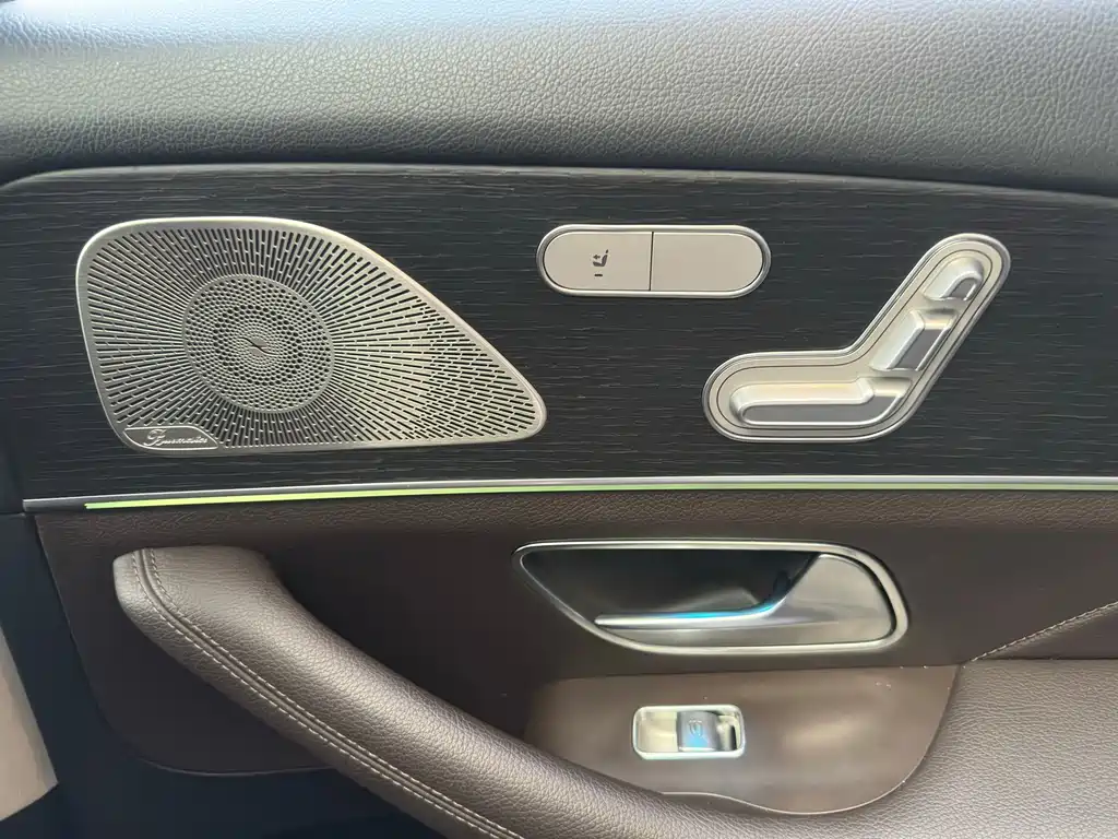 Mercedes-Benz GLE 2021 — фото 4