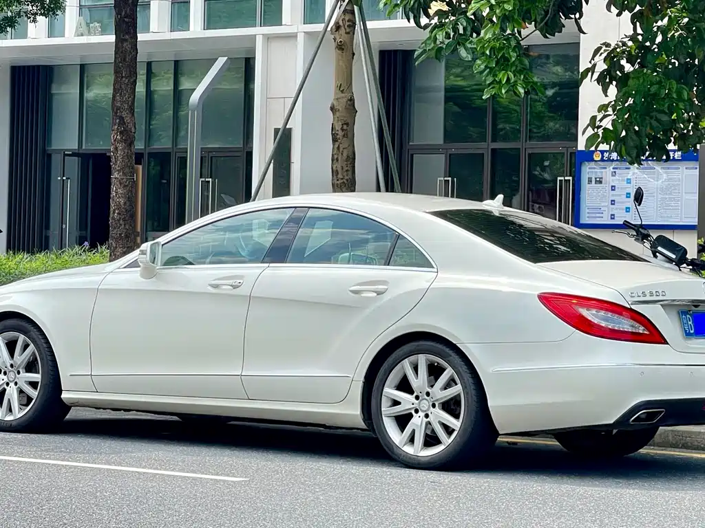 Mercedes-Benz CLS 2014 — фото 4