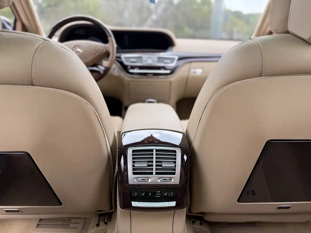 Mercedes-Benz S-Class 2010 — фото 20