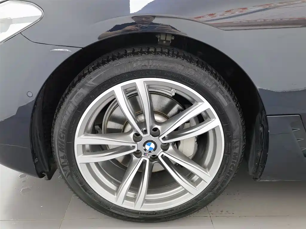 BMW 6 Series GT 2020 — фото 17