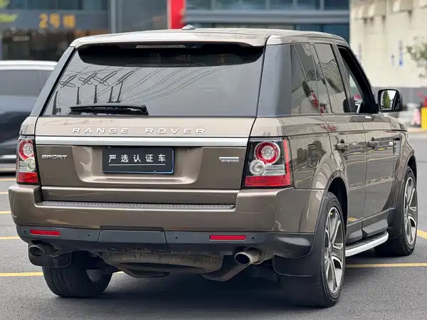 Land Rover Range Rover Sport 2011