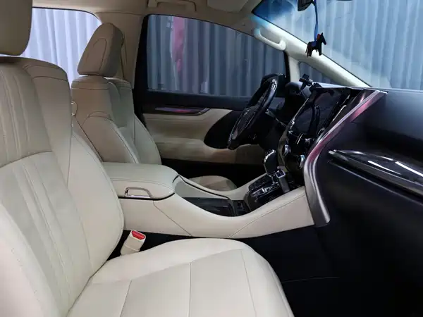 Toyota Vellfire 2020