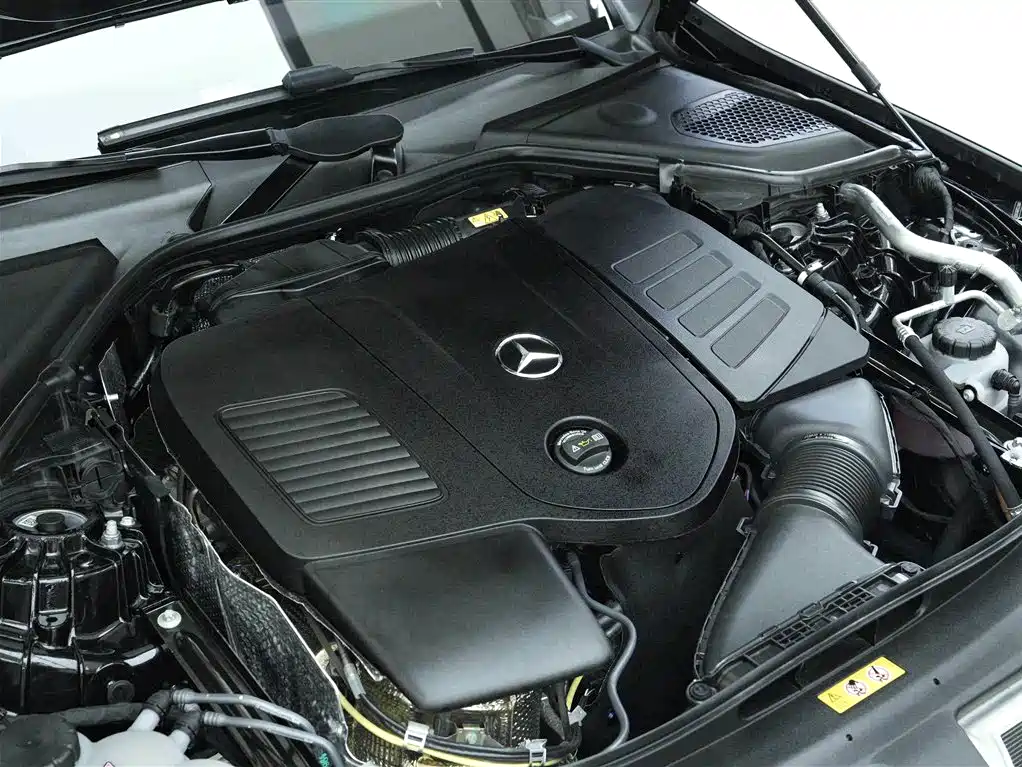 Mercedes-Benz E-Class 2025 — фото 23