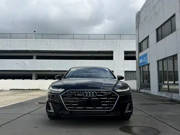 Audi A7L 2025