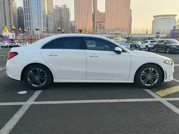 Mercedes-Benz A-Class 2021
