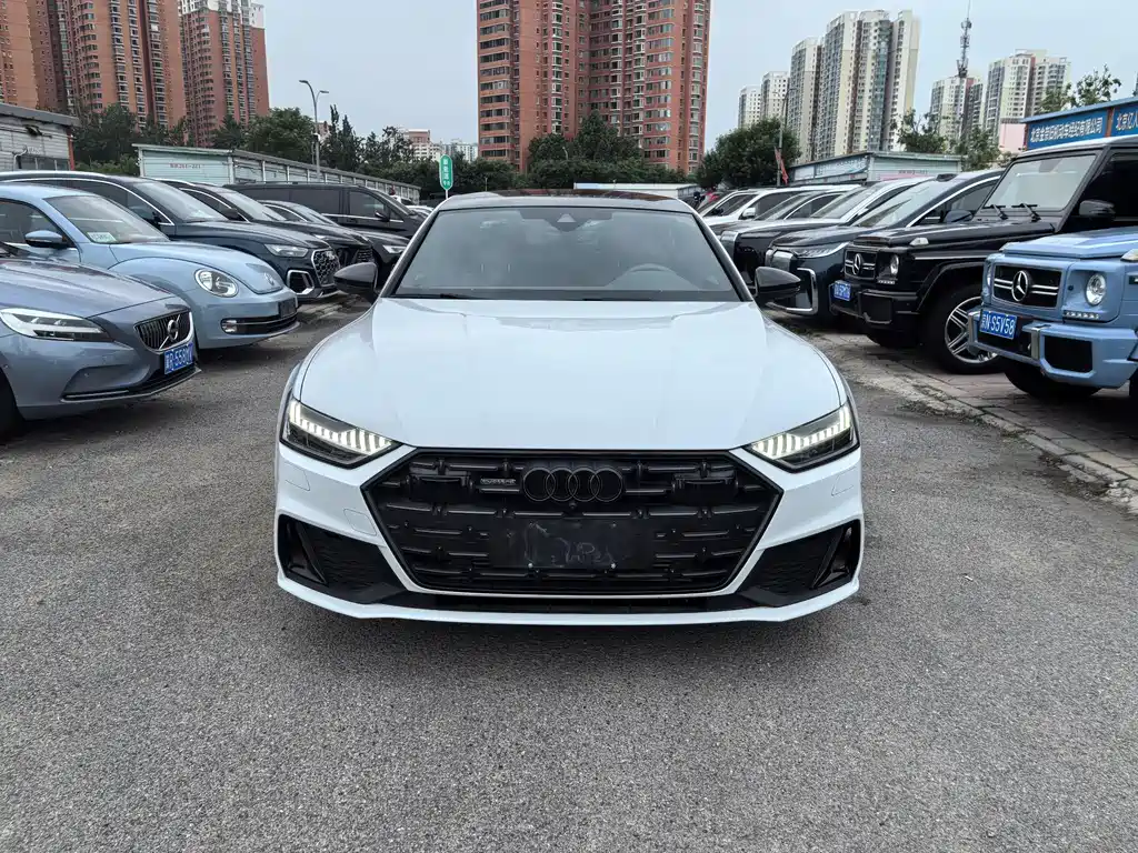 Audi A7L 2025 — фото 2