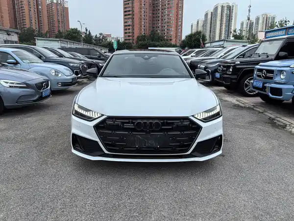 Audi A7L 2022