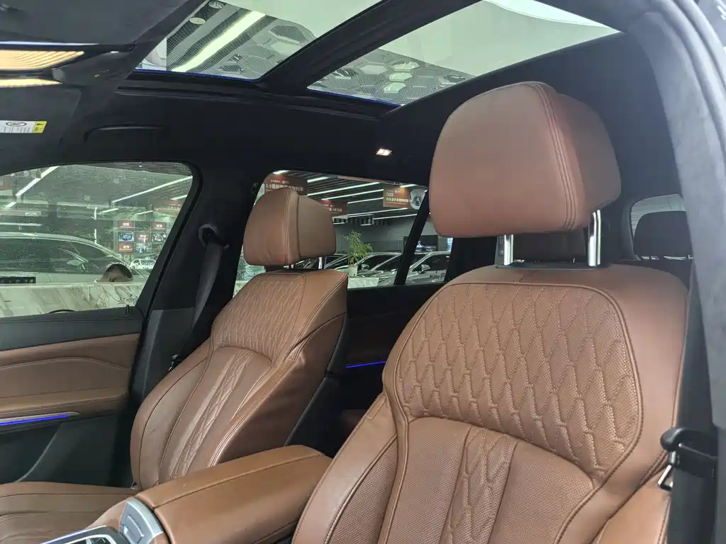BMW X7 2022 — фото 14
