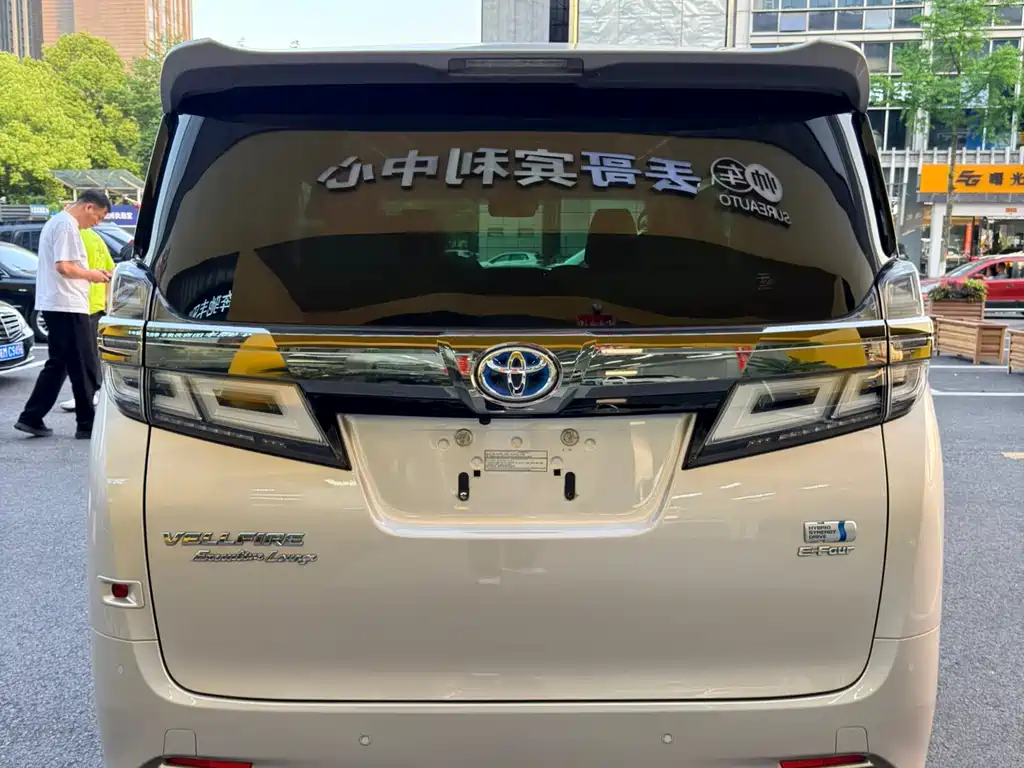 Toyota Vellfire 2020 — фото 7