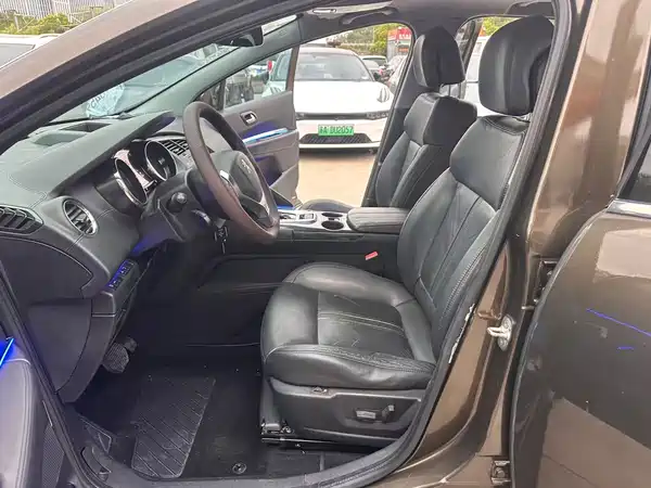 Peugeot 3008 2013