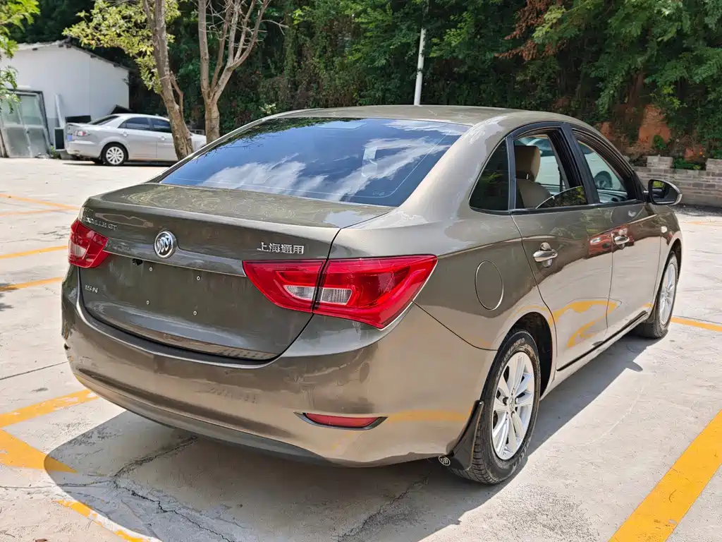 Buick Excelle 2016